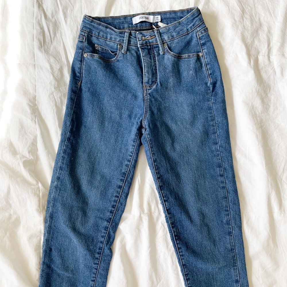 Jeans - Picture 3 of 8